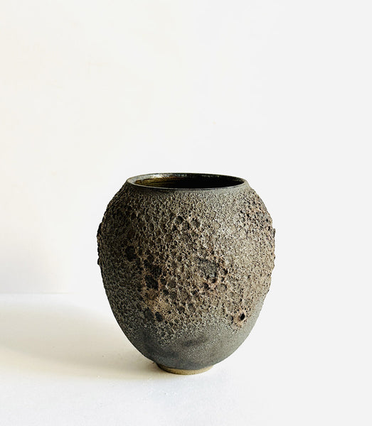 "Magma noire" Vase n°1