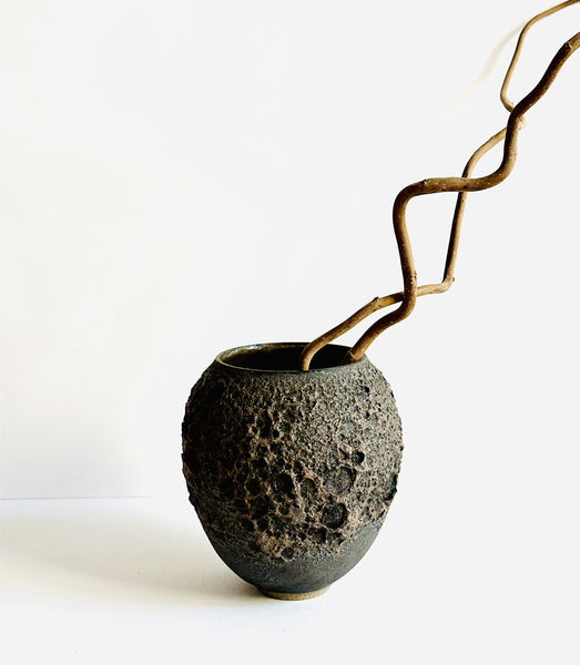"Magma noire" Vase n°1