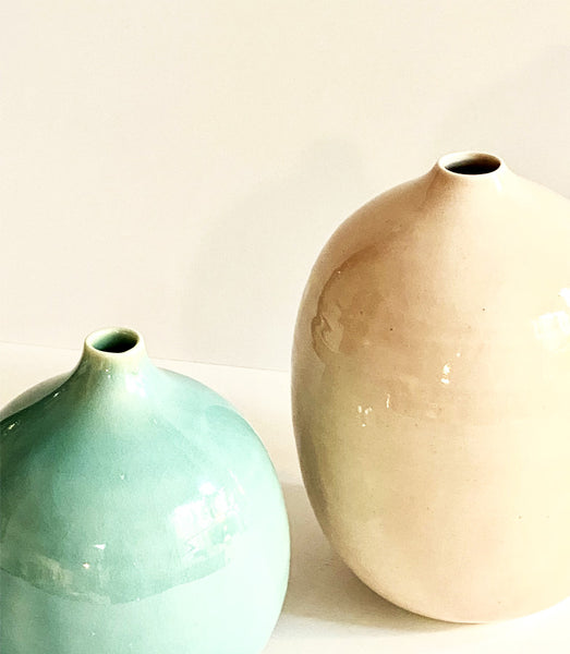 vase boule céladon porcelaine céramique soliflore rose poudré